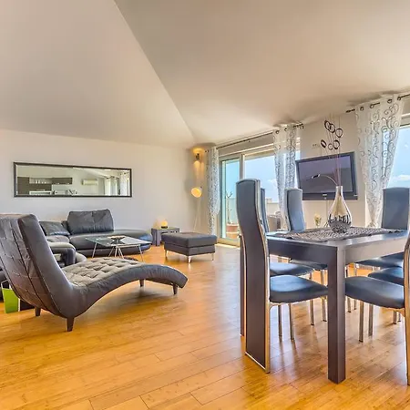 Apartment Luxury Penthouse Kate Split