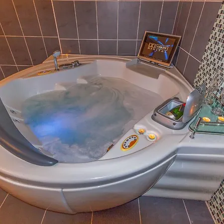 Luxury Penthouse Kate
