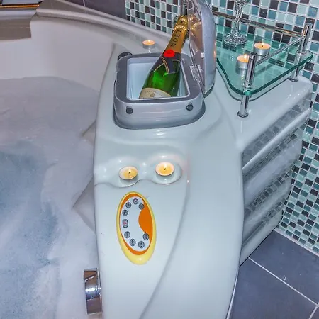 Luxury Penthouse Kate Apartment *